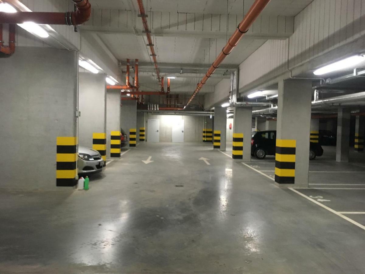 Navyblue Apartment Cracow Free Parking Tv คราคูฟ ภายนอก รูปภาพ